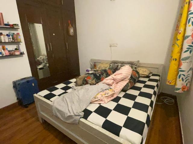 Flat for rent in South Delhi, Deri