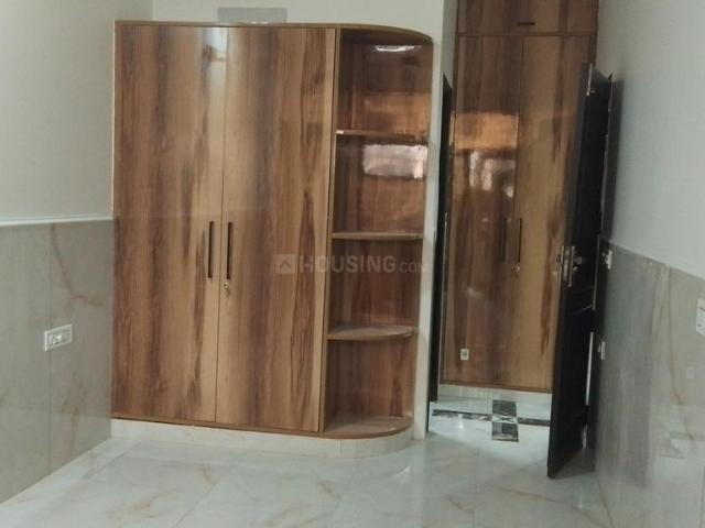 Flat for rent in West Delhi, Deri