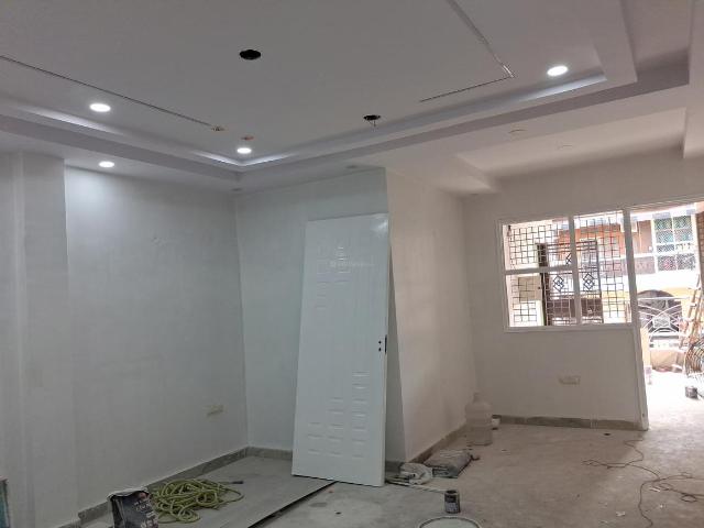 Flat for rent in West Delhi, Deri