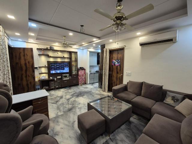 Flat for rent in West Delhi, Deri