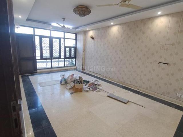 Flat for rent in Deri