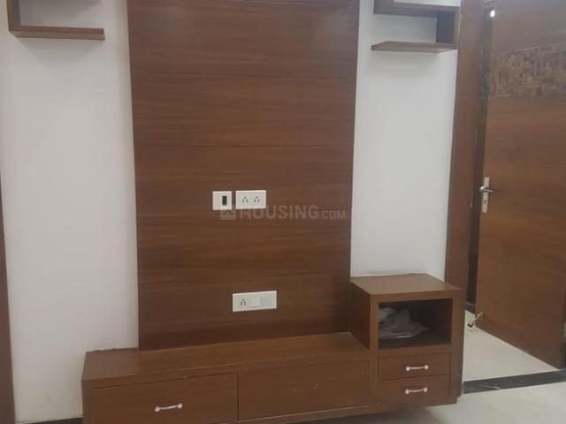 Flat for rent in East Delhi, Deri