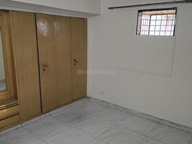 Flat for rent in East Delhi, Deri