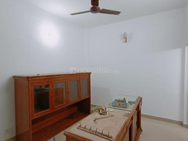 Flat for rent in East Delhi, Deri