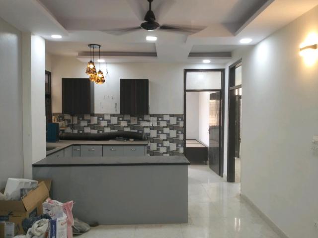 Flat for rent in East Delhi, Deri