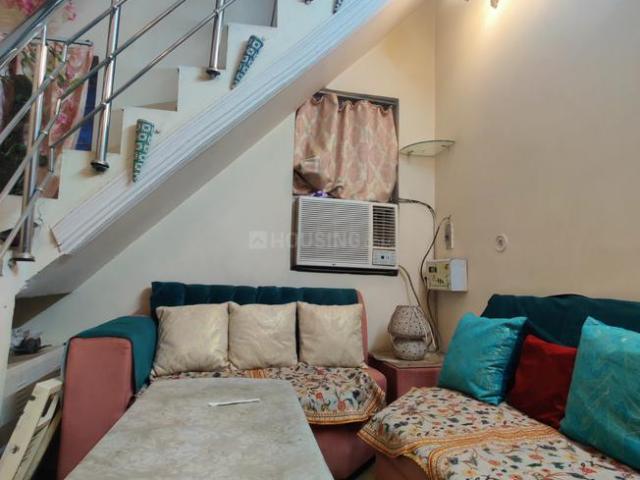 Flat for rent in East Delhi, Deri