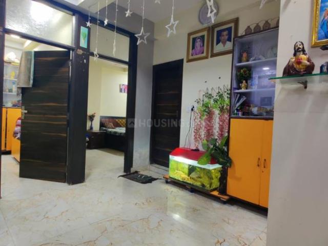 Flat for rent in East Delhi, Deri
