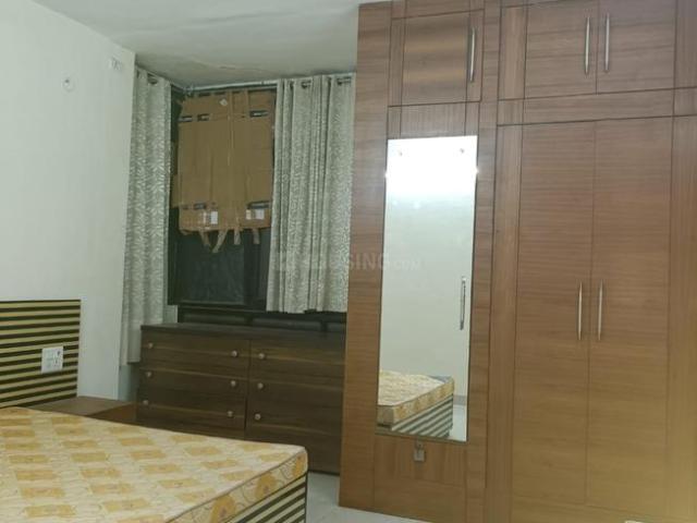 Flat for sale in East Delhi, Deri
