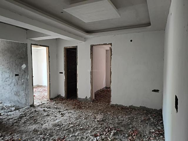 Flat for sale in East Delhi, Deri