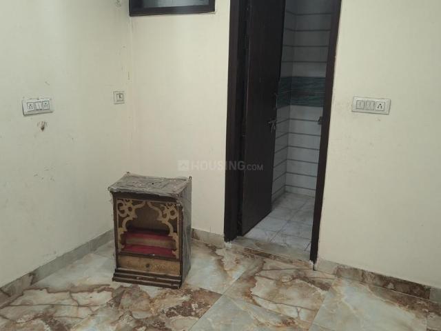 Flat for sale in East Delhi, Deri