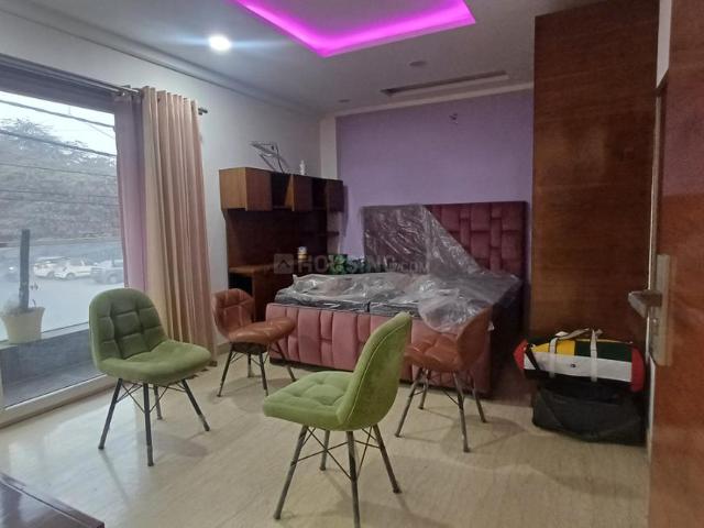 Flat for rent in North Delhi, Deri