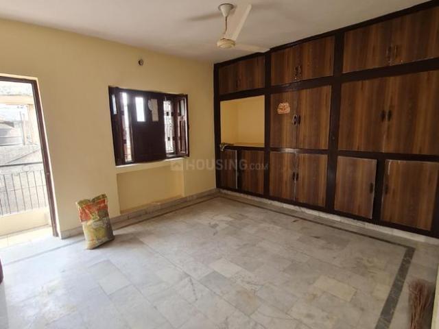 Flat for rent in North Delhi, Deri