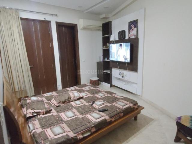 Flat for sale in West Delhi, Deri