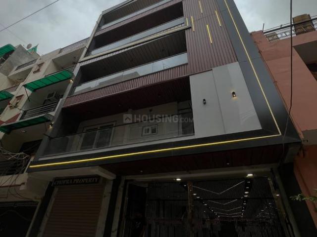 Flat for sale in South West Delhi, Deri