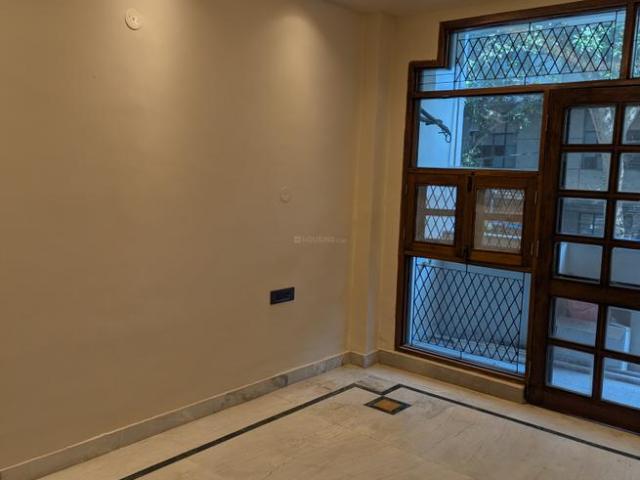 Flat for rent in Deri