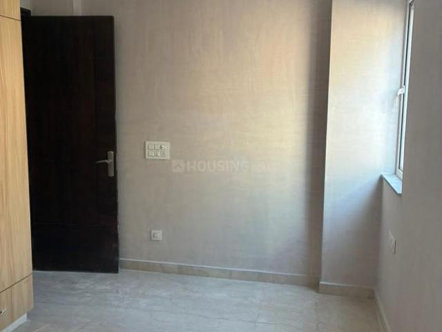 Flat for rent in Deri