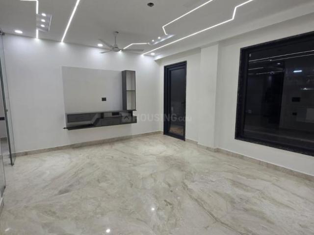 Flat for rent in Deri