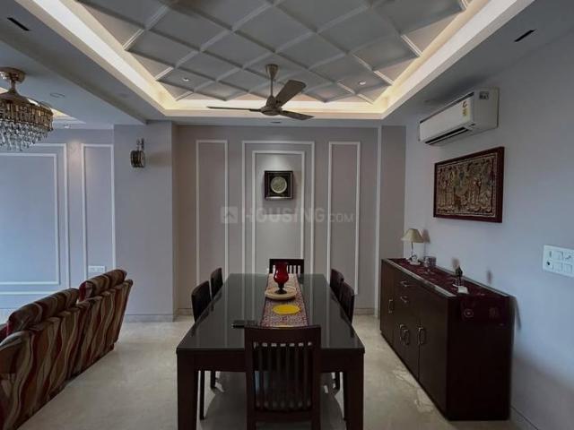 Flat for rent in Deri