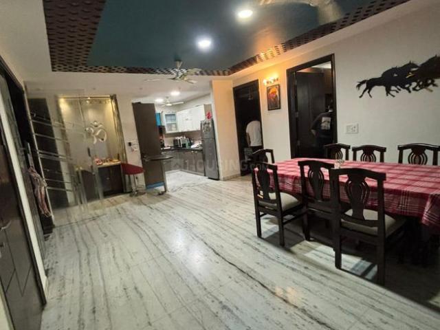 Flat for rent in Deri