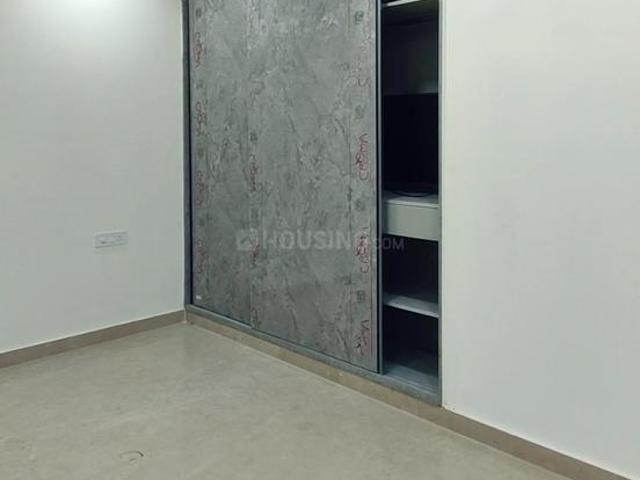 Flat for rent in Deri