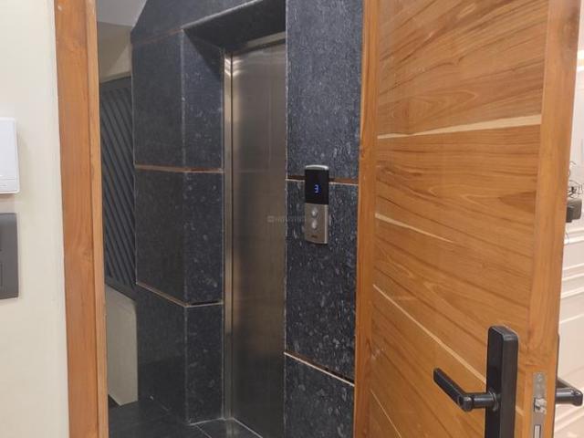 Flat for sale in Naraina Vihar, Delhi