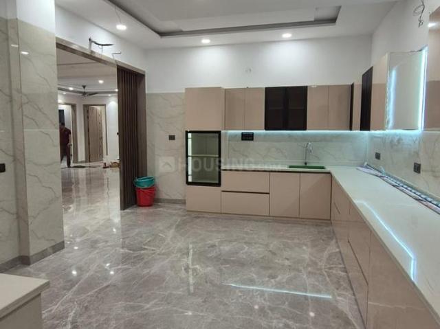 Flat for sale in Naraina Vihar, Delhi