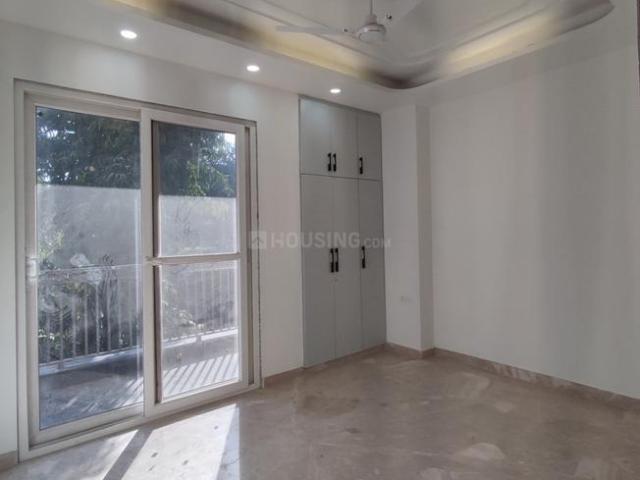 Flat for sale in Naraina Vihar, Delhi