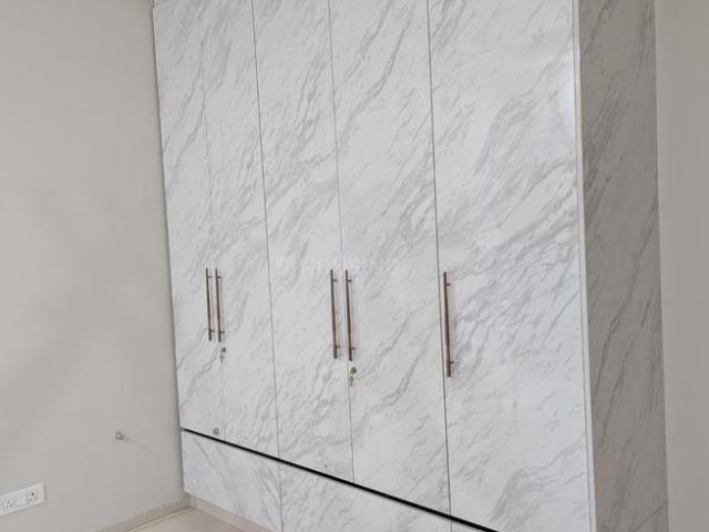 Flat for sale in Deri