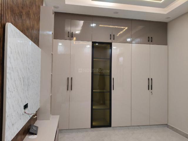 Flat for rent in Mohan Garden, Delhi