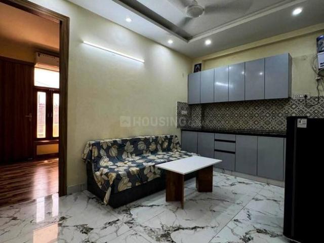 Flat for rent in South Delhi, Deri