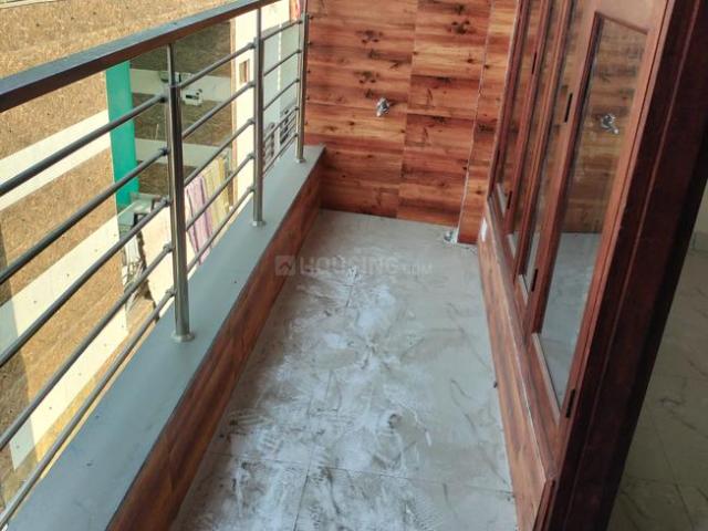 Flat for sale in East Delhi, Deri