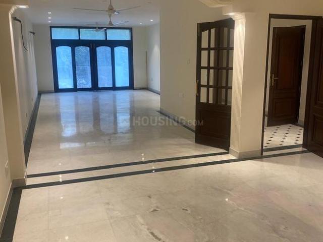 Flat for rent in Deri