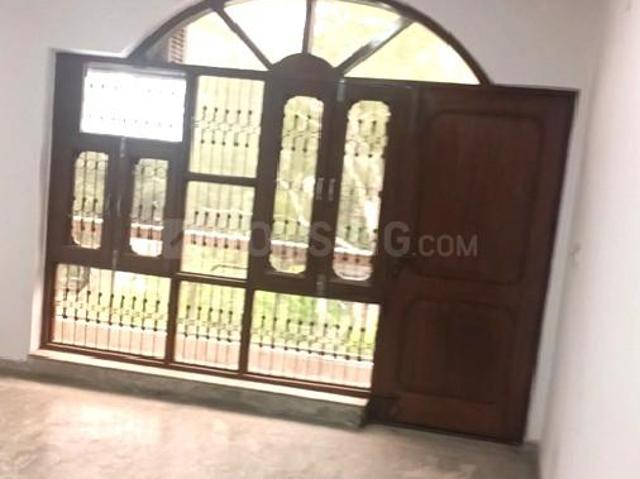 Flat for rent in West Delhi, Deri