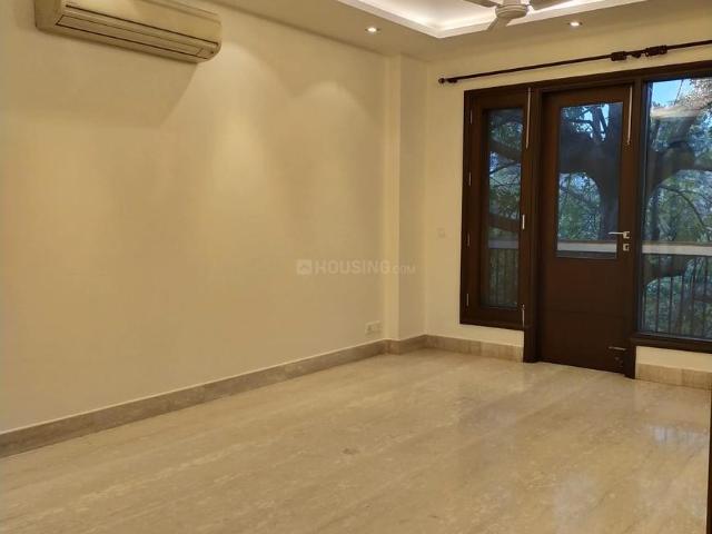 Flat for rent in Deri