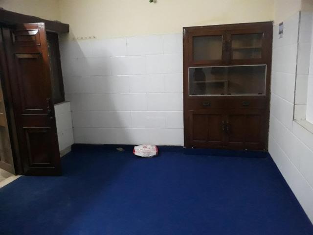 Flat for rent in Deri