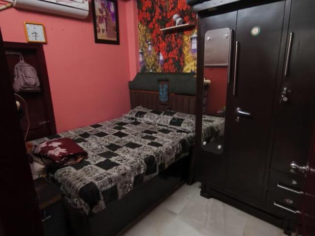 Flat for sale in Central Delhi, Deri