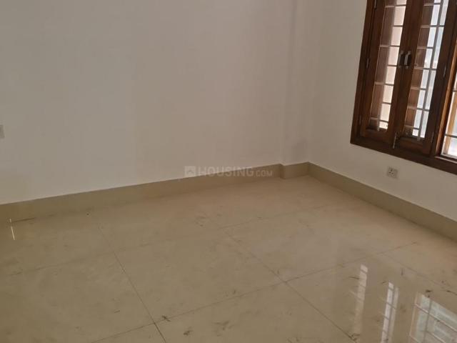 Flat for sale in South West Delhi, Deri