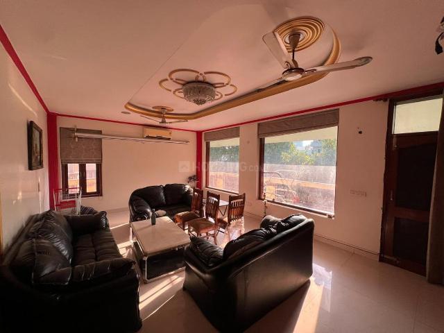 Flat for rent in Hariana