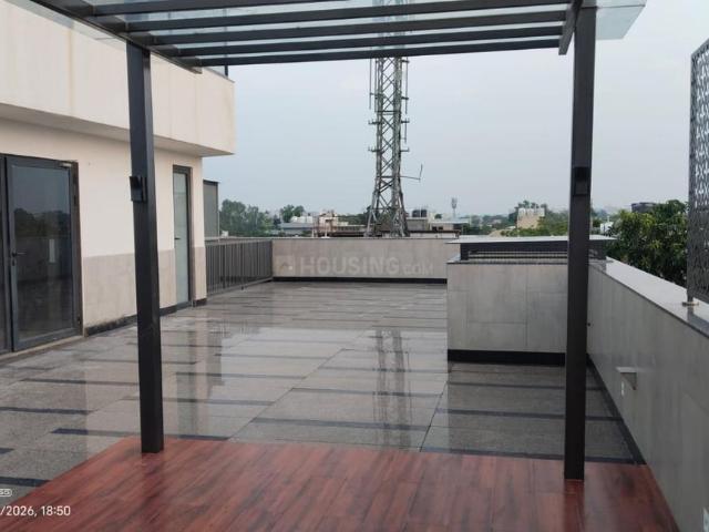 Flat for rent in South Delhi, Deri
