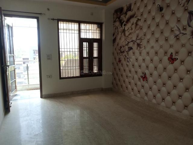 Flat for rent in Paschim Vihar, Delhi