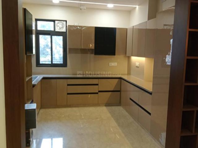Flat for rent in West Delhi, Deri