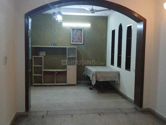 Flat for rent in West Delhi, Deri