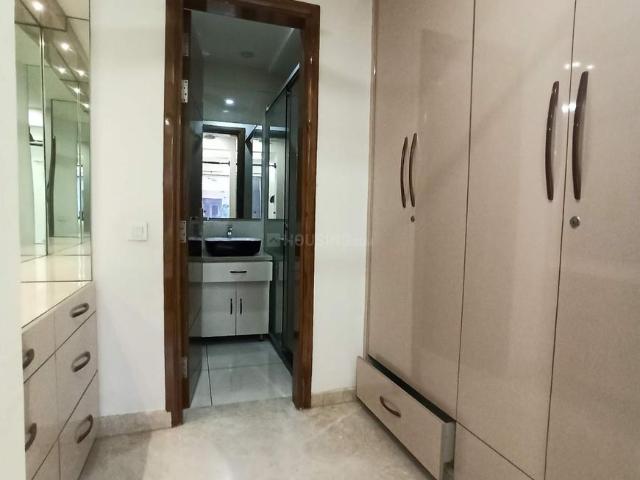 Flat for rent in West Delhi, Deri