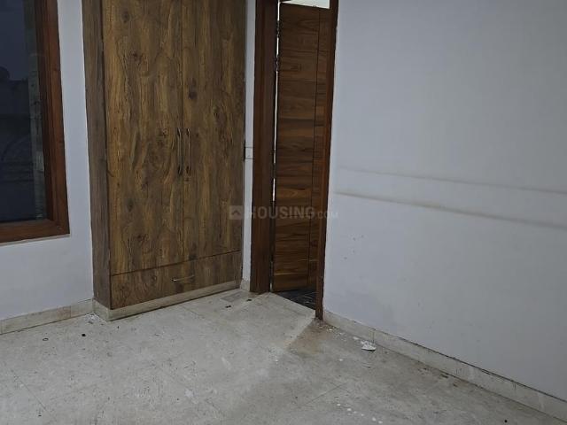 Flat for rent in West Delhi, Deri