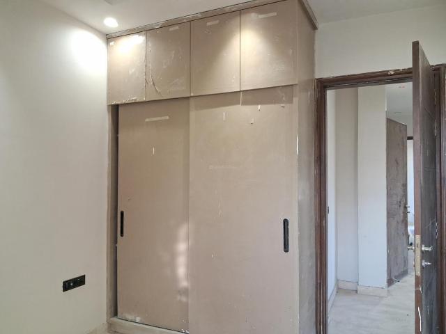 Flat for rent in West Delhi, Deri