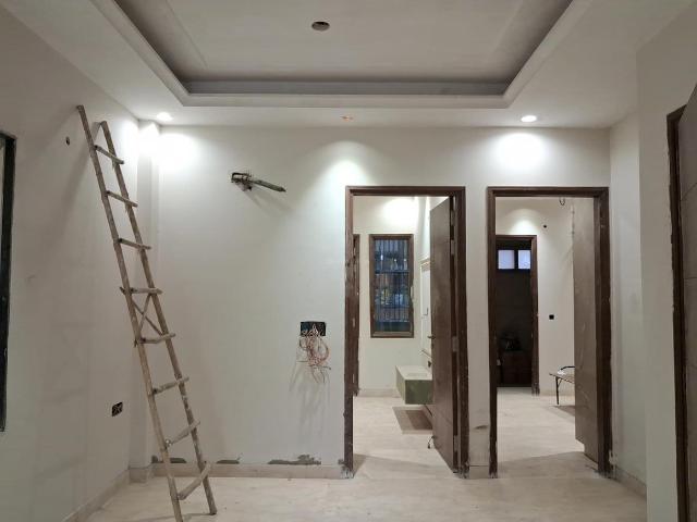 Flat for rent in West Delhi, Deri