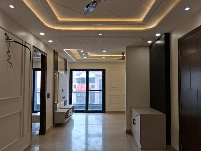 Flat for rent in Paschim Vihar, Delhi