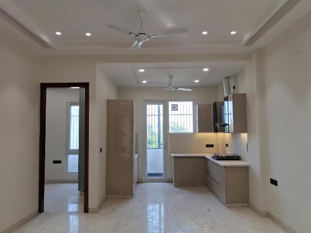 Flat for rent in West Delhi, Deri