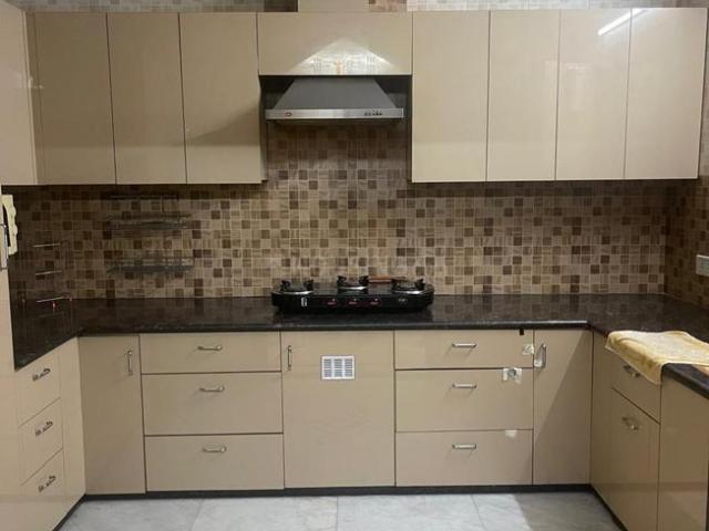 Flat for rent in West Delhi, Deri