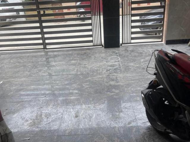 Flat for rent in West Delhi, Deri